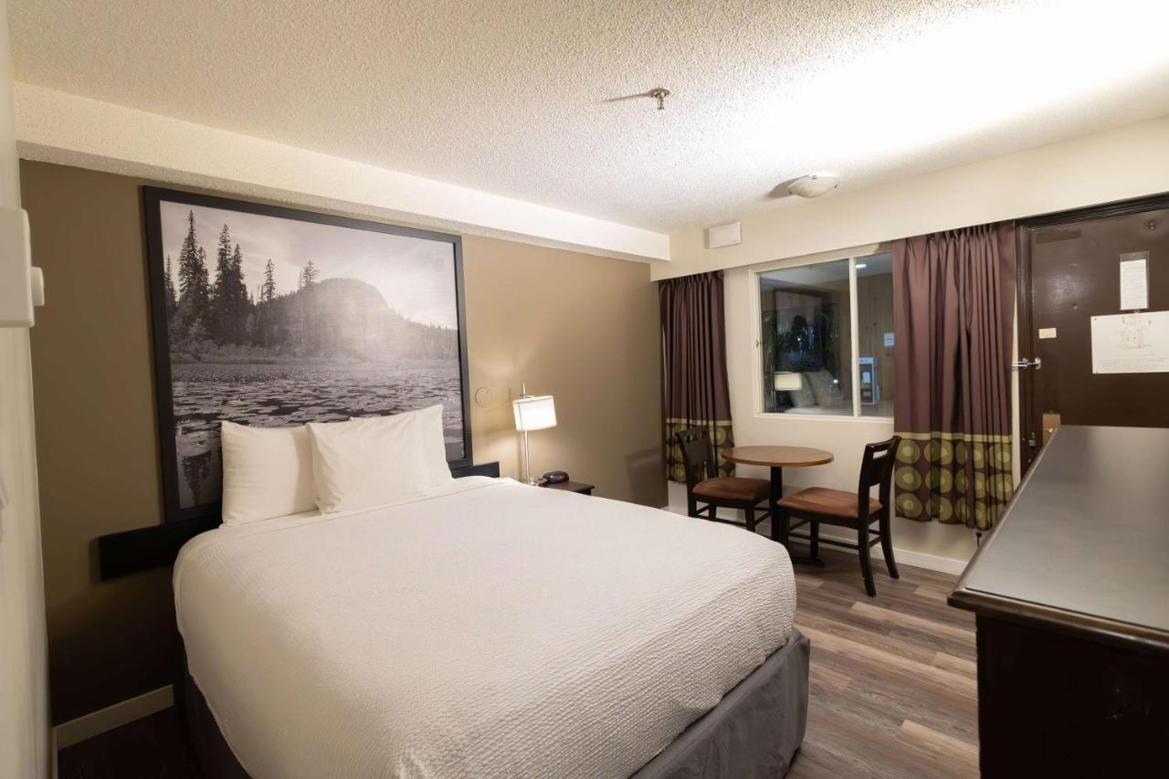 ซูเปอร์ 8 บาย วินด์แฮม ปรินซ์ จอร์จ Hotel พรินซ์จอร์จ ภายนอก รูปภาพ