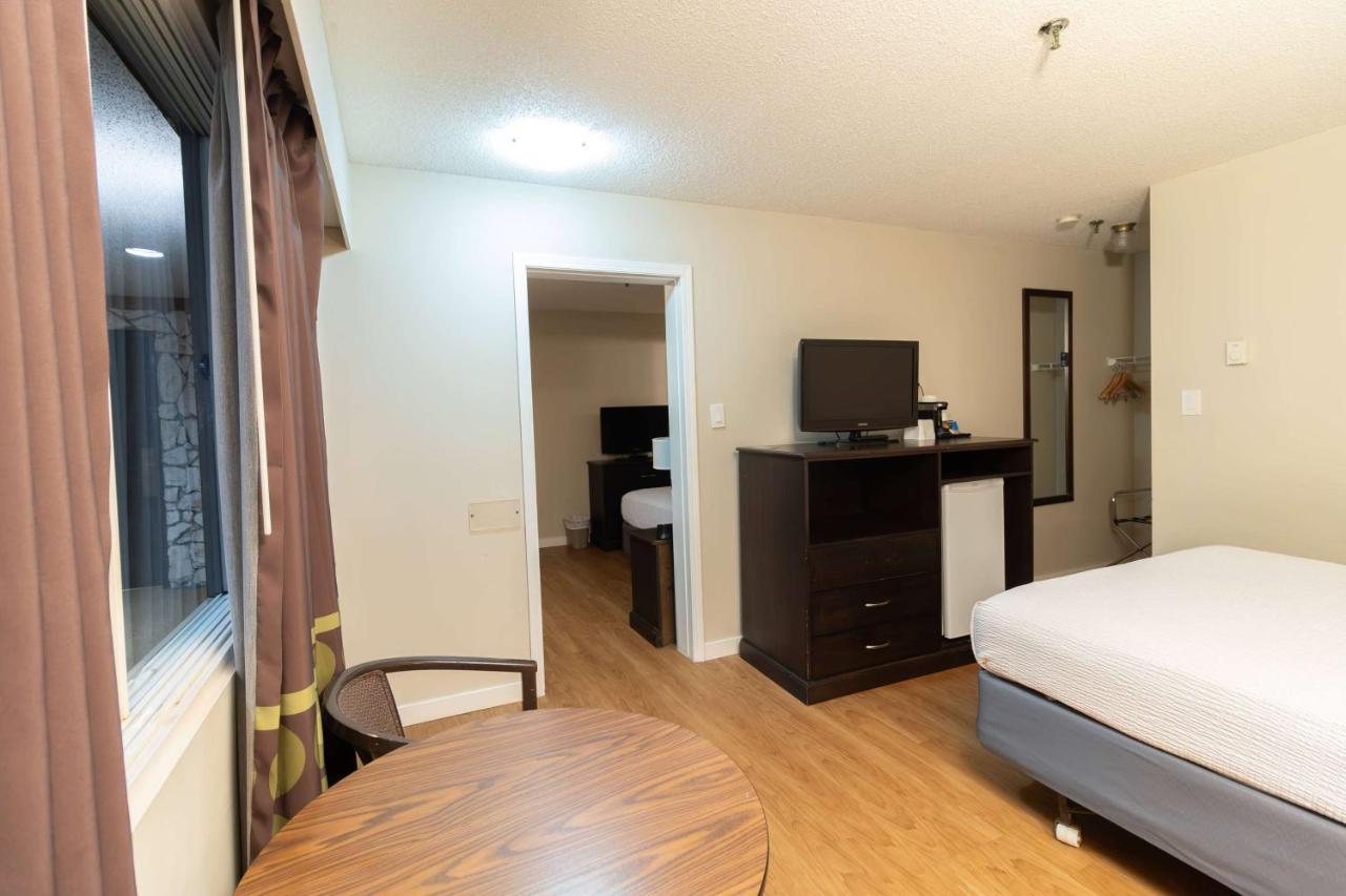 ซูเปอร์ 8 บาย วินด์แฮม ปรินซ์ จอร์จ Hotel พรินซ์จอร์จ ภายนอก รูปภาพ