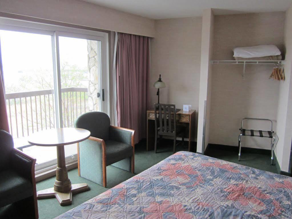ซูเปอร์ 8 บาย วินด์แฮม ปรินซ์ จอร์จ Hotel พรินซ์จอร์จ ภายนอก รูปภาพ